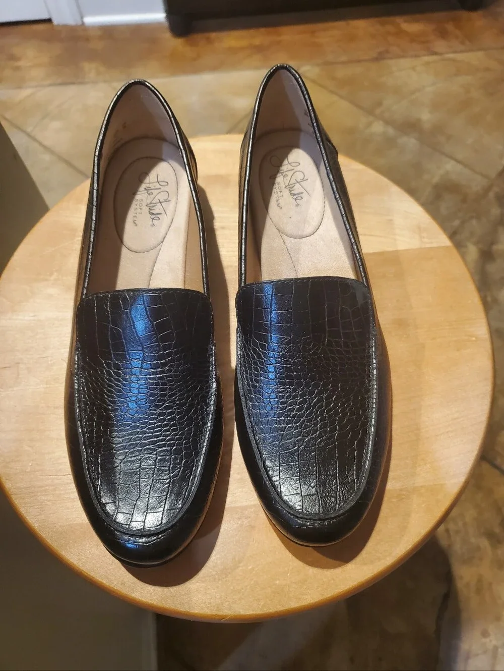 LifeStride Black Croc-Embossed Leather Loafers